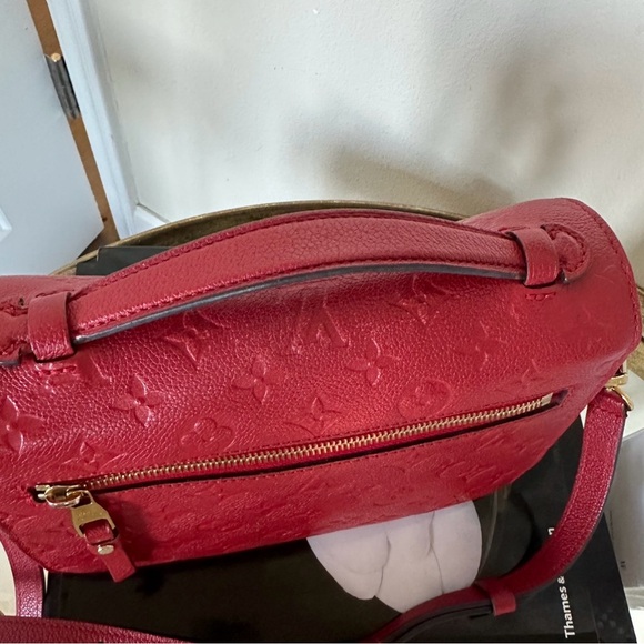 Louis Vuitton Red Empriente Pochette Métis Crossbody bag - Picture 5 of 16